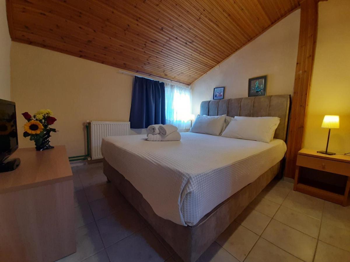 Hotel Flesvos Pefkochori Eksteriør billede